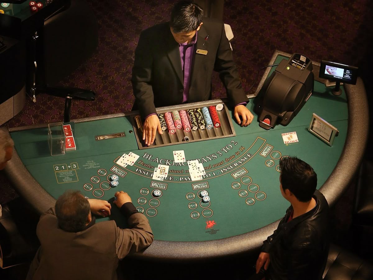 Mobile Casino کیسینو میں پوکر گیمز